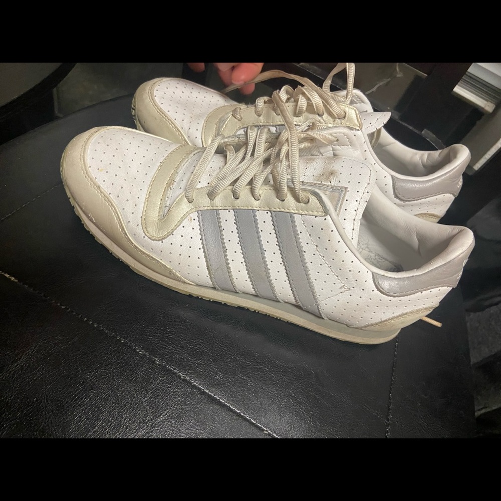 Adidas Originals *VINTAGE* mens 7 woman’s 9